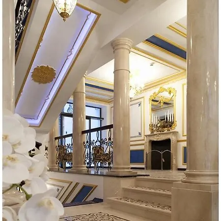 Апартаменти Stylish Luxury Studio-type *