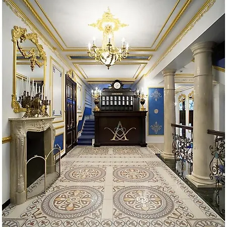 Stylish Luxury Studio-type Апартаменти